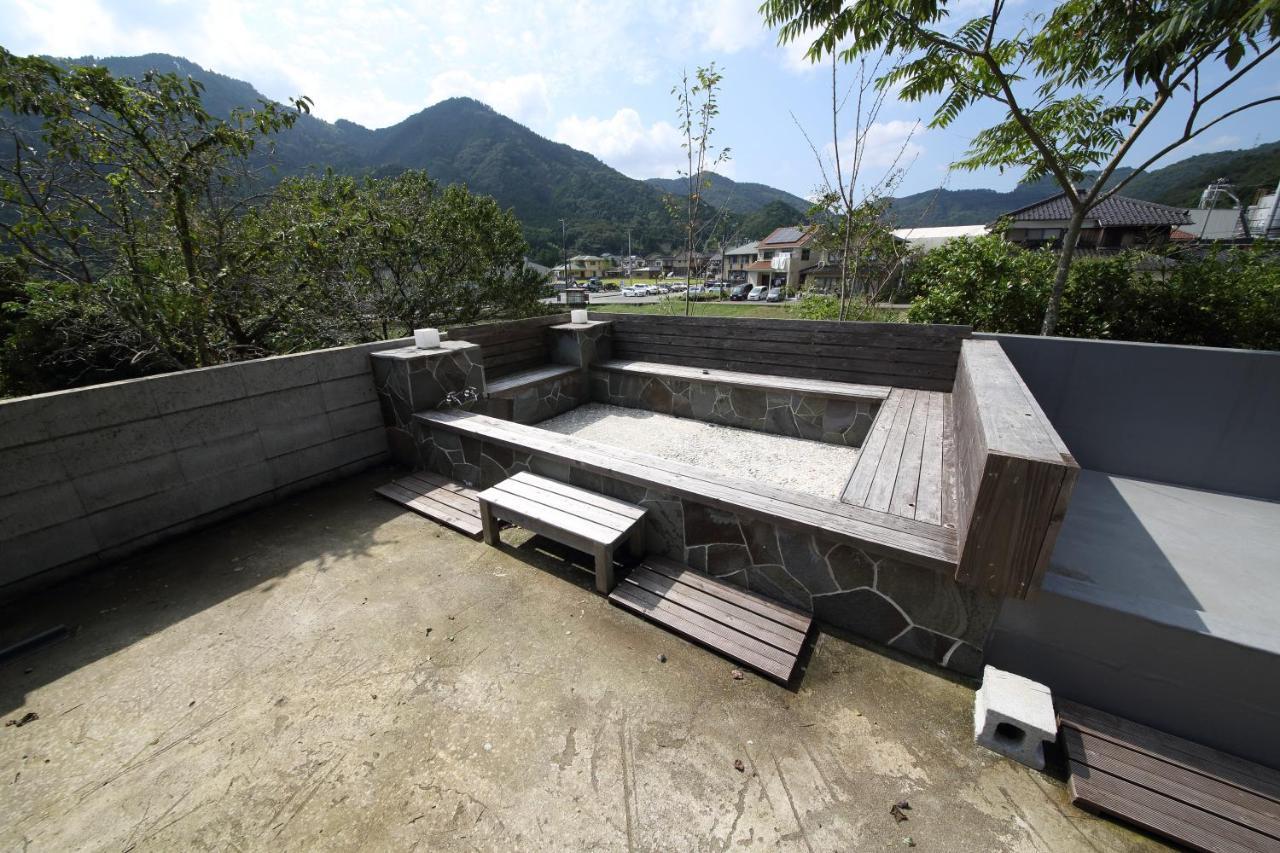 Вилла 宍粟片山 Shiso Экстерьер фото